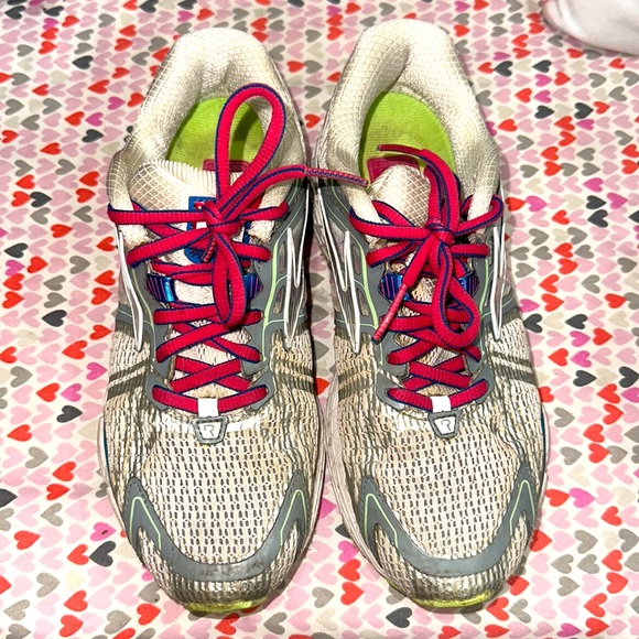Brooks Shoes - Brooks Sneakers